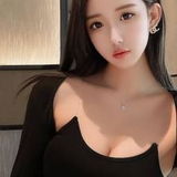 年轻萿叉好